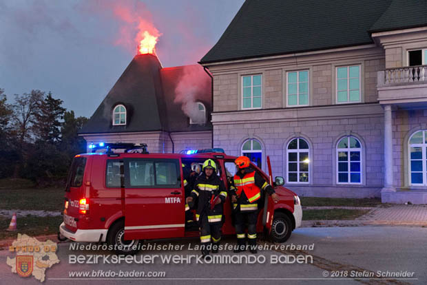 20181012 Realistische Brandeinsatzbung in Oberwaltersdorf  Foto:  Stefan Schneider