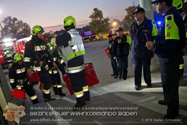 20181012 Realistische Brandeinsatzbung in Oberwaltersdorf  Foto:  Stefan Schneider