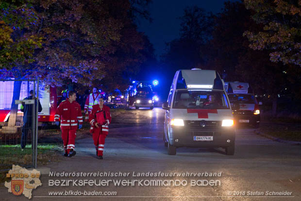 20181012 Realistische Brandeinsatzbung in Oberwaltersdorf  Foto:  Stefan Schneider