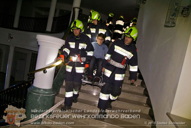 20181012 Realistische Brandeinsatzbung in Oberwaltersdorf  Foto:  Stefan Schneider