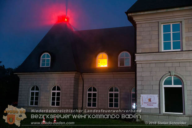 20181012 Realistische Brandeinsatzbung in Oberwaltersdorf  Foto:  Stefan Schneider