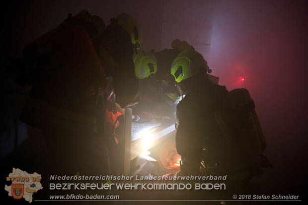 20181012 Realistische Brandeinsatzbung in Oberwaltersdorf  Foto:  Stefan Schneider