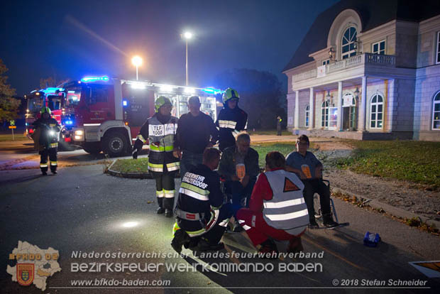 20181012 Realistische Brandeinsatzbung in Oberwaltersdorf  Foto:  Stefan Schneider