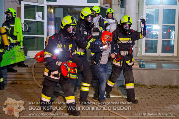 20181012 Realistische Brandeinsatzbung in Oberwaltersdorf  Foto:  Stefan Schneider