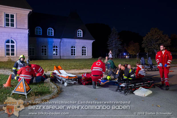 20181012 Realistische Brandeinsatzbung in Oberwaltersdorf  Foto:  Stefan Schneider