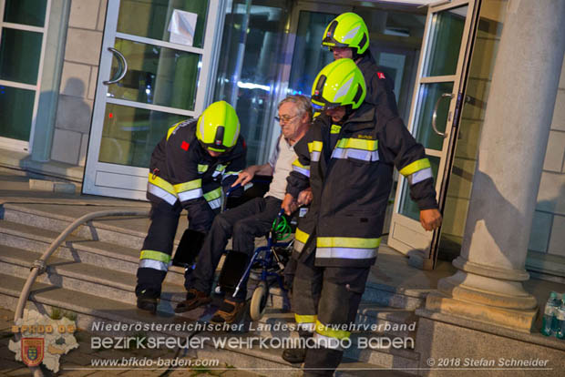 20181012 Realistische Brandeinsatzbung in Oberwaltersdorf  Foto:  Stefan Schneider