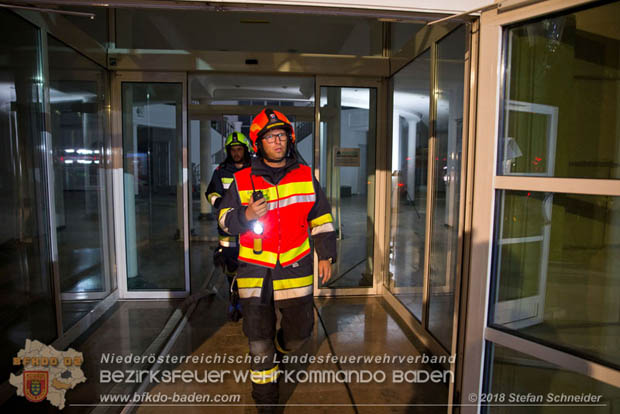 20181012 Realistische Brandeinsatzbung in Oberwaltersdorf  Foto:  Stefan Schneider