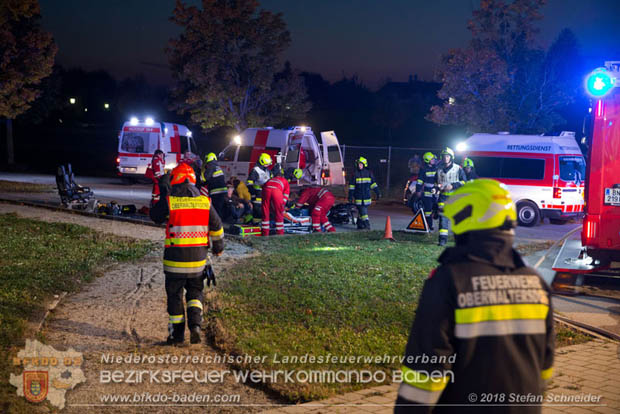 20181012 Realistische Brandeinsatzbung in Oberwaltersdorf  Foto:  Stefan Schneider