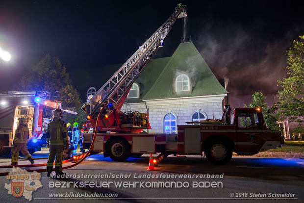 20181012 Realistische Brandeinsatzbung in Oberwaltersdorf  Foto:  Stefan Schneider