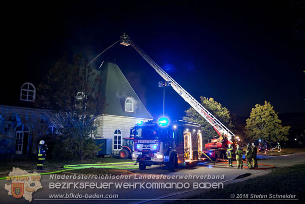 20181012 Realistische Brandeinsatzbung in Oberwaltersdorf  Foto:  Stefan Schneider