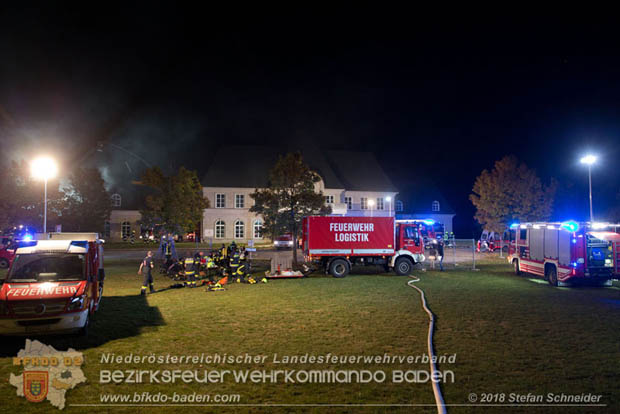 20181012 Realistische Brandeinsatzbung in Oberwaltersdorf  Foto:  Stefan Schneider