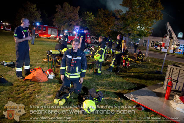 20181012 Realistische Brandeinsatzbung in Oberwaltersdorf  Foto:  Stefan Schneider