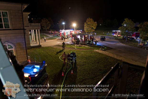 20181012 Realistische Brandeinsatzbung in Oberwaltersdorf  Foto:  Stefan Schneider