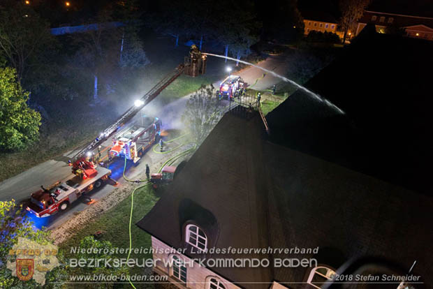 20181012 Realistische Brandeinsatzbung in Oberwaltersdorf  Foto:  Stefan Schneider