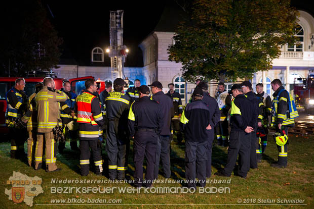 20181012 Realistische Brandeinsatzbung in Oberwaltersdorf  Foto:  Stefan Schneider