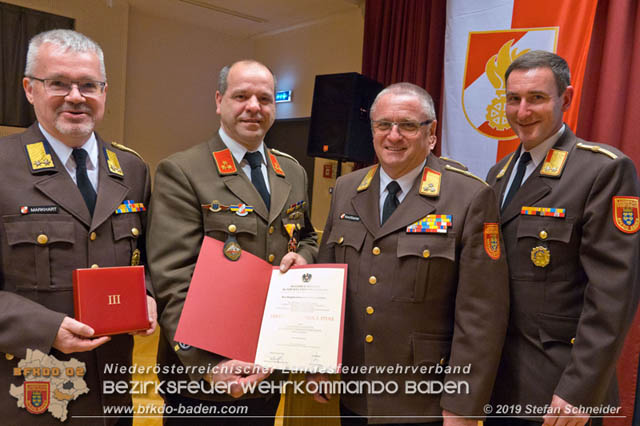 Bezirksfeuerwehrtag 2018 in Berndorf  Foto: Stefan Schneider BFK Baden