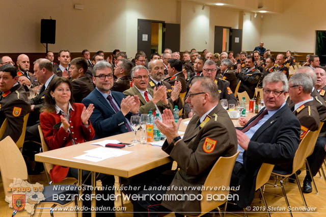 Bezirksfeuerwehrtag 2018 in Berndorf  Foto: Stefan Schneider BFK Baden