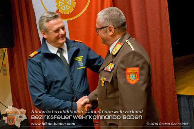 Bezirksfeuerwehrtag 2018 in Berndorf Foto: Stefan Schneider BFK Baden Bezirksfeuerwehrtag 2018 in Berndorf Foto: Stefan Schneider BFK Baden
