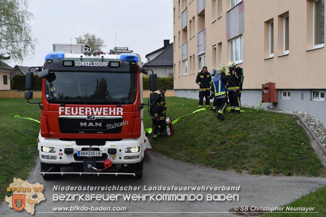 20190413 Schulung Innenangriff in hohen Gebuden  Foto: SB A Christopher Neumayer