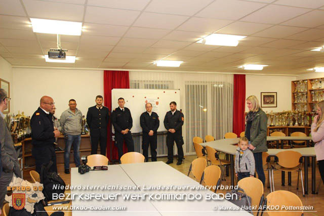 Spendenübergabe Blaulicht Grand Prix 2019 zugunsten der Familie eines bei einem tragischen Forstunfall verunglückten Feuerwehrkameraden aus Furth an der Triesting Foto: ASB Markus Hackl AFKDO Pottenstein Spendenübergabe Blaulicht Grand Prix 2019 zugunsten der Familie eines bei einem tragischen Forstunfall verunglückten Feuerwehrkameraden aus Furth an der Triesting Foto: ASB Markus Hackl AFKDO Pottenstein