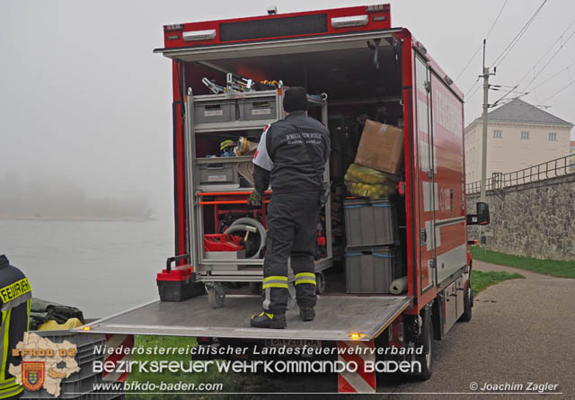 20191019 KHD &Uuml;bung in Hainburg 6. Zug (Wasserdienst)  Foto. Joachim Zagler
