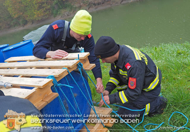 20191019 KHD &Uuml;bung in Hainburg 6. Zug (Wasserdienst)  Foto. Joachim Zagler