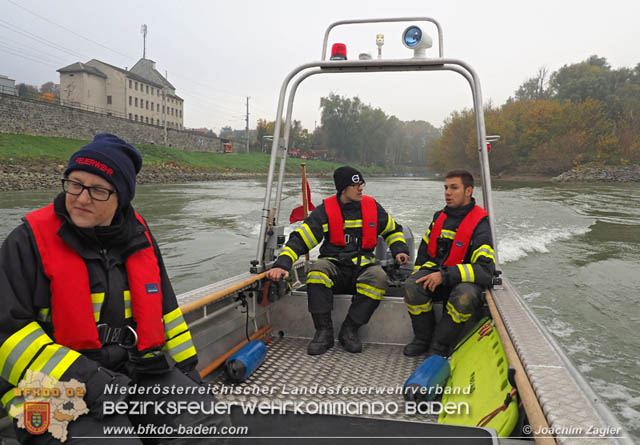 20191019 KHD &Uuml;bung in Hainburg 6. Zug (Wasserdienst)  Foto. Joachim Zagler
