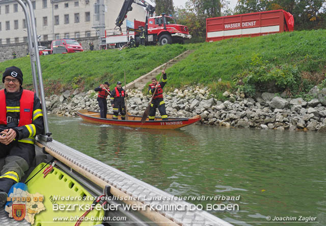 20191019 KHD &Uuml;bung in Hainburg 6. Zug (Wasserdienst)  Foto. Joachim Zagler