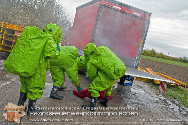 Schadstoffübung Auxilium 2019 Foto: Stefan Schneider Schadstoffübung Auxilium 2019 Foto: Stefan Schneider
