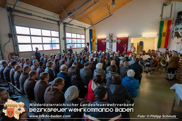 20191124 Feierliche Segnung des neuen Hilfeleistungsfahrzeug (HLF2) der FF Siegenfeld  Foto:  Philipp Schmutz