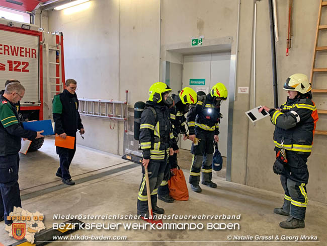 20200229 4 Feuerwehren absolvierten Ausbildungsprüfung Atemschutz in Baden  Fotos: Natalie Grassl & Georg Mrvka