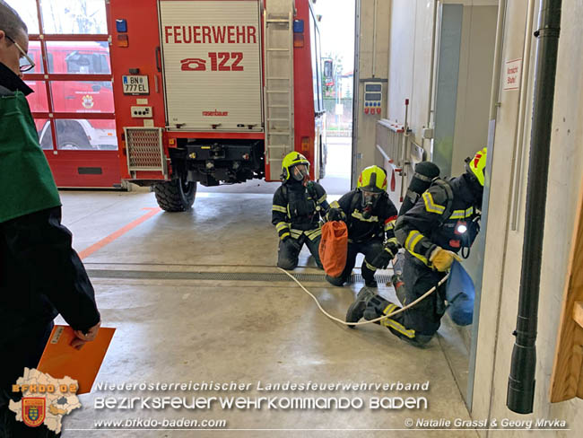 20200229 4 Feuerwehren absolvierten Ausbildungsprüfung Atemschutz in Baden  Fotos: Natalie Grassl & Georg Mrvka