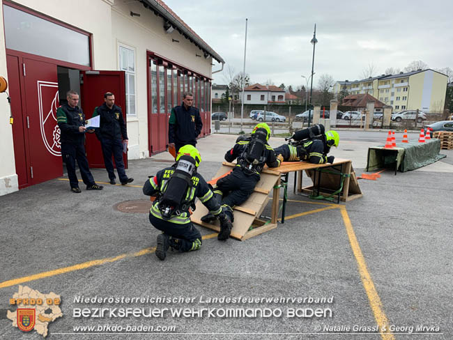 20200229 4 Feuerwehren absolvierten Ausbildungsprüfung Atemschutz in Baden  Fotos: Natalie Grassl & Georg Mrvka