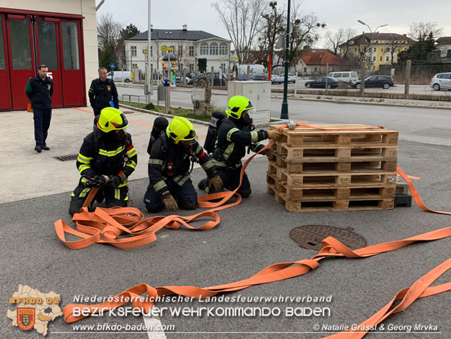 20200229 4 Feuerwehren absolvierten Ausbildungsprüfung Atemschutz in Baden  Fotos: Natalie Grassl & Georg Mrvka