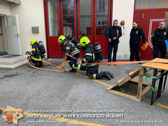 20200229 4 Feuerwehren absolvierten Ausbildungsprüfung Atemschutz in Baden  Fotos: Natalie Grassl & Georg Mrvka