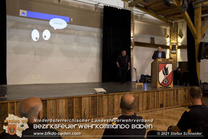 20211015 Vortrag des Zivilschutzverbandes in der Feuerwehrscheune Unterwaltersdorf über das Thema Blackout FOTO: © Stefan Schneider 20211015 Vortrag des Zivilschutzverbandes in der Feuerwehrscheune Unterwaltersdorf über das Thema Blackout FOTO: © Stefan Schneider