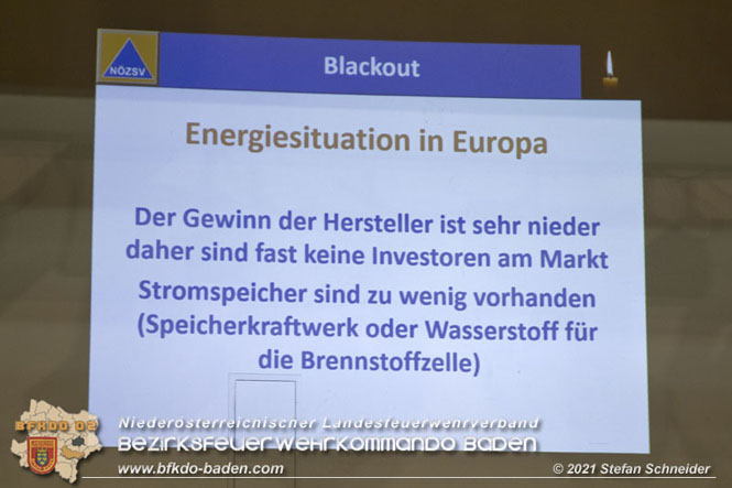 20211015 Vortrag des Zivilschutzverbandes in der Feuerwehrscheune Unterwaltersdorf über das Thema Blackout  FOTO: © Stefan Schneider