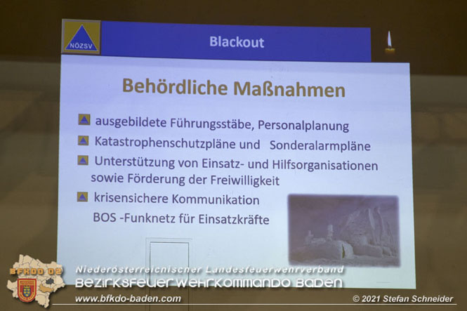 20211015 Vortrag des Zivilschutzverbandes in der Feuerwehrscheune Unterwaltersdorf über das Thema Blackout  FOTO: © Stefan Schneider