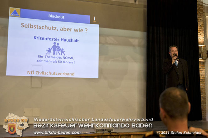 20211015 Vortrag des Zivilschutzverbandes in der Feuerwehrscheune Unterwaltersdorf über das Thema Blackout FOTO: © Stefan Schneider 20211015 Vortrag des Zivilschutzverbandes in der Feuerwehrscheune Unterwaltersdorf über das Thema Blackout FOTO: © Stefan Schneider