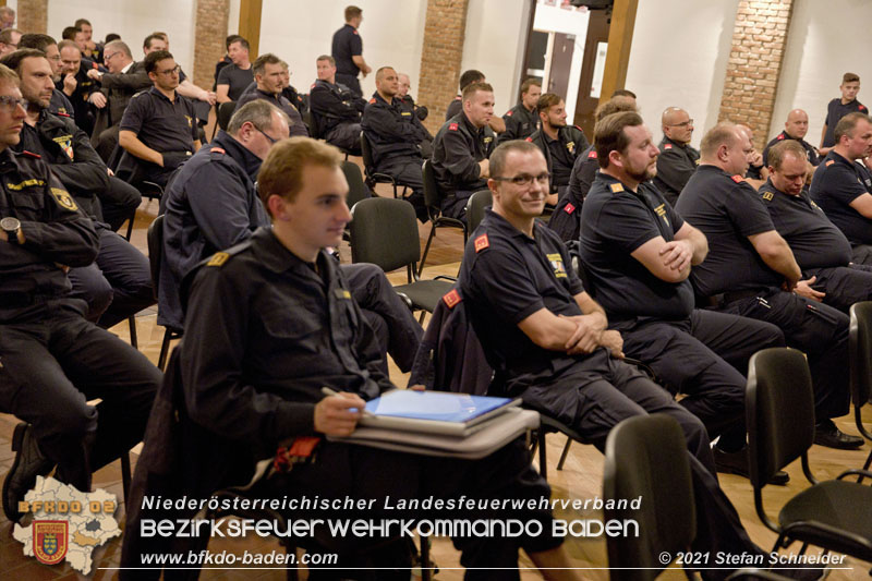 20211015 Vortrag des Zivilschutzverbandes in der Feuerwehrscheune Unterwaltersdorf über das Thema Blackout  FOTO: © Stefan Schneider