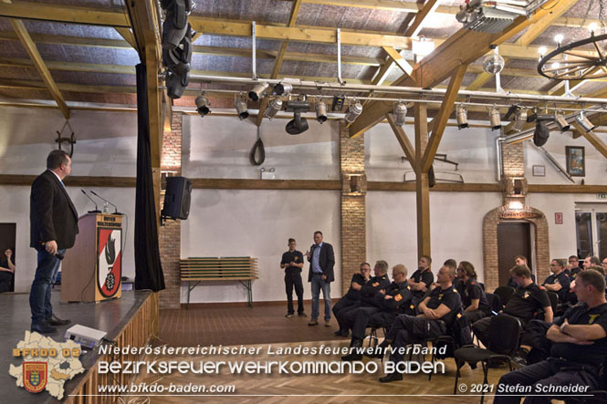 20211015 Vortrag des Zivilschutzverbandes in der Feuerwehrscheune Unterwaltersdorf über das Thema Blackout  FOTO: © Stefan Schneider