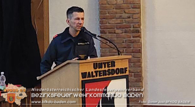 Feuerwehrkommandanten-Fortbildung 2022 in der Feuerwehrscheune Unterwaltersdorf Feuerwehrkommandanten-Fortbildung 2022 in der Feuerwehrscheune Unterwaltersdorf