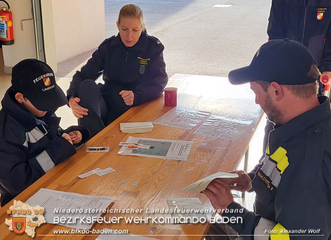 20220924 Fertigkeitsabzeichen Feuerwehrjugend Sicher zu Wasser und zu Land"  Foto: BR Alexander Wolf