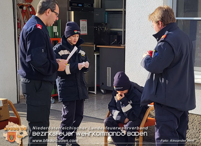 20220924 Fertigkeitsabzeichen Feuerwehrjugend Sicher zu Wasser und zu Land"  Foto: BR Alexander Wolf