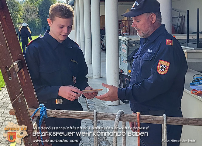 20220924 Fertigkeitsabzeichen Feuerwehrjugend Sicher zu Wasser und zu Land"  Foto: BR Alexander Wolf