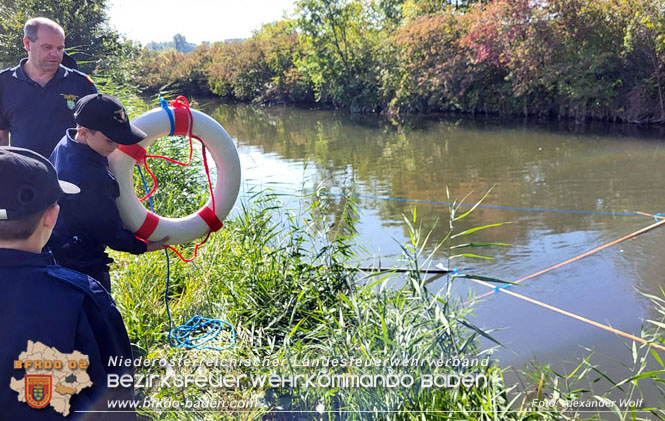 20220924 Fertigkeitsabzeichen Feuerwehrjugend Sicher zu Wasser und zu Land"  Foto: BR Alexander Wolf