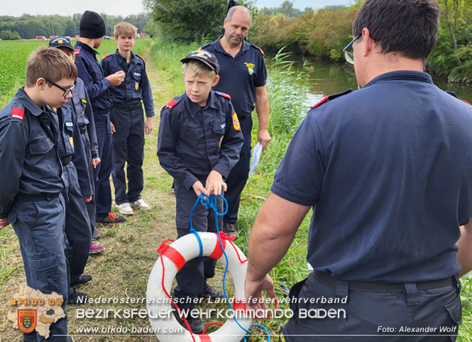 20220924 Fertigkeitsabzeichen Feuerwehrjugend Sicher zu Wasser und zu Land"  Foto: BR Alexander Wolf