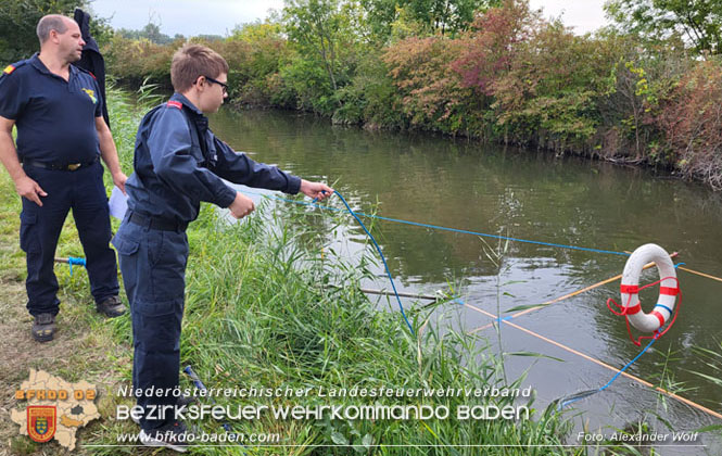 20220924 Fertigkeitsabzeichen Feuerwehrjugend Sicher zu Wasser und zu Land"  Foto: BR Alexander Wolf