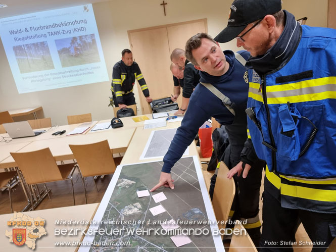 20221105 KHD-bung des 1. und 3.Zuges der 2.KHD Bereitschaft in Blumau-Neurihof