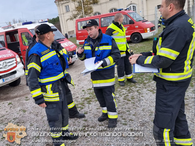 20221105 KHD-bung des 1. und 3.Zuges der 2.KHD Bereitschaft in Blumau-Neurihof